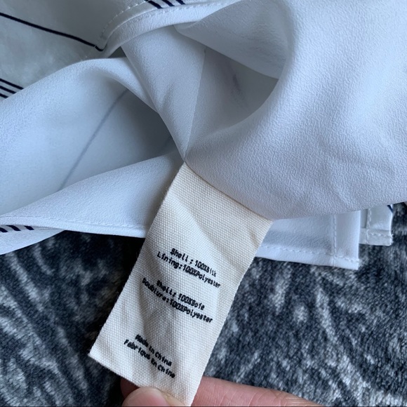 L’Agence Kay Cowl Neck Pinstriped Silk Tank XS - Picture 8 of 9